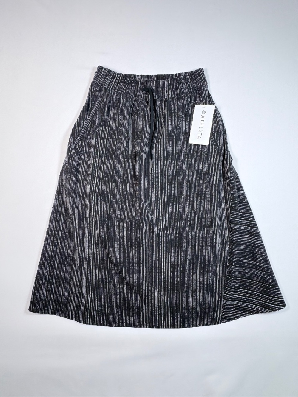 NWT Athleta Arrival Midi Skirt Amara Black Stripe Drawstring Pockets-Size 2